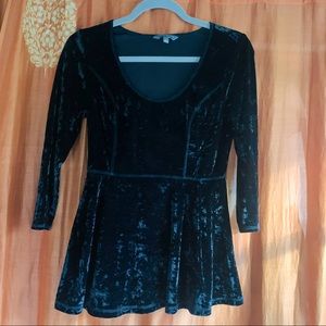 🍬 Crushed Velvet Waist/ Hip Accentuating Blouse🍬